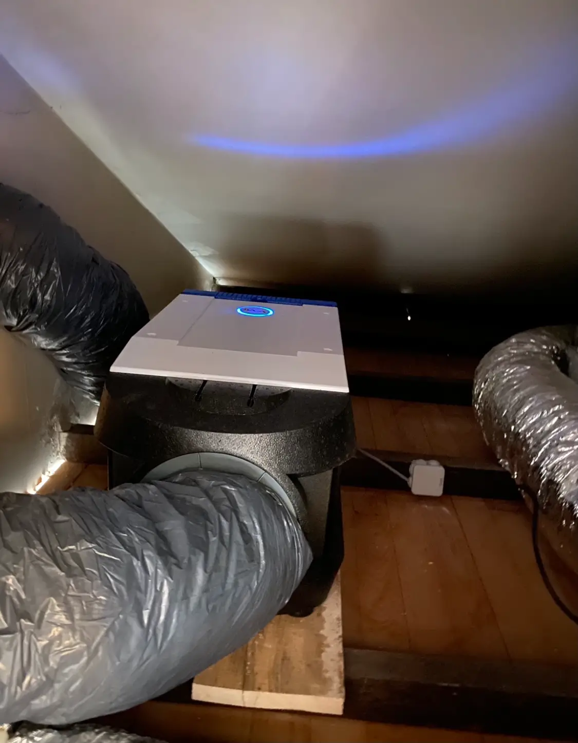 TRAITEMENT DE L'AIR - Humidité-Condensation-VMI-Purevent-Ventilation-traitement-insufflation-Solutions-Spécifiques-de-Rénovation-S.S.Renov.-Lattes-Hérault